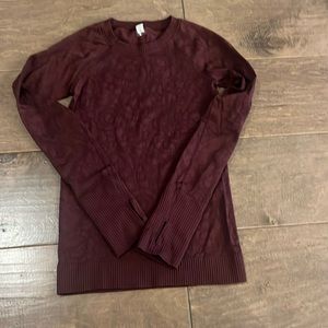 Long sleeve lululemon shirt